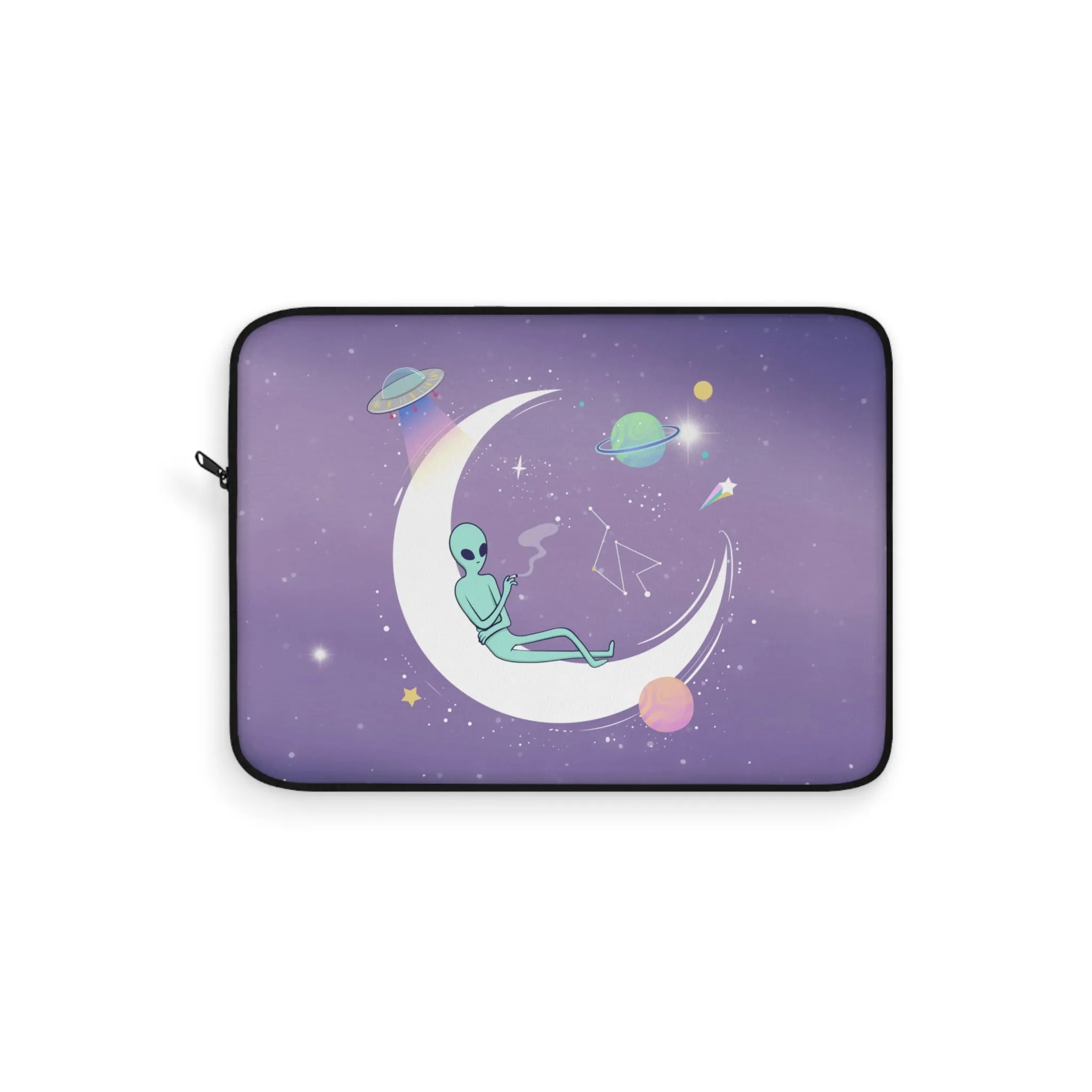Chilling Alien Print Laptop Sleeve