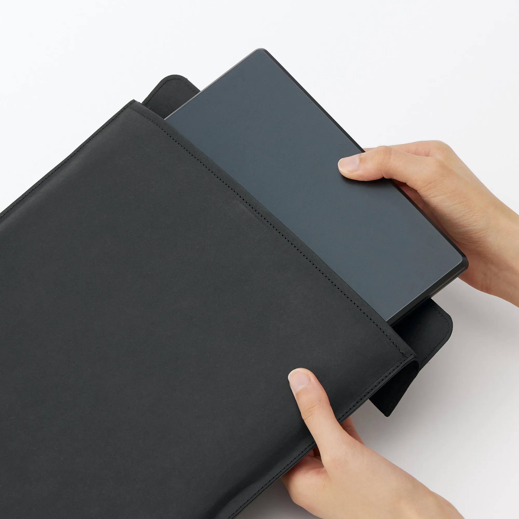 Jeans' Back Patch Laptop Case - Dark Grey